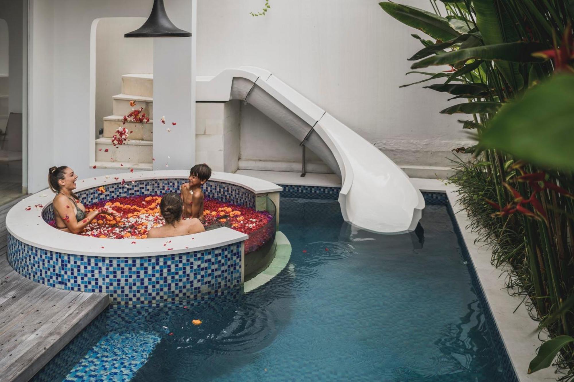 Eight Palms Villa Seminyak By Ini Vie Hospitality Εξωτερικό φωτογραφία